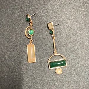 Timeless Stunning Asymmetric Drop Earrings