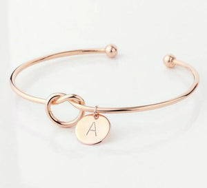 Simple Initial Knot Bracelet